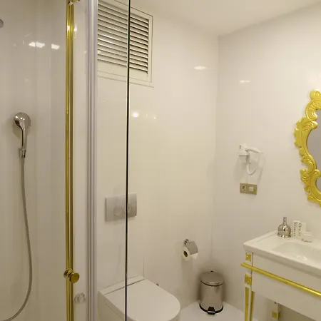 Otel Mb Deluxe İstanbul