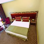Mb Deluxe Szálloda 4*
