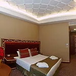 Mb Deluxe 4* Istanbul
