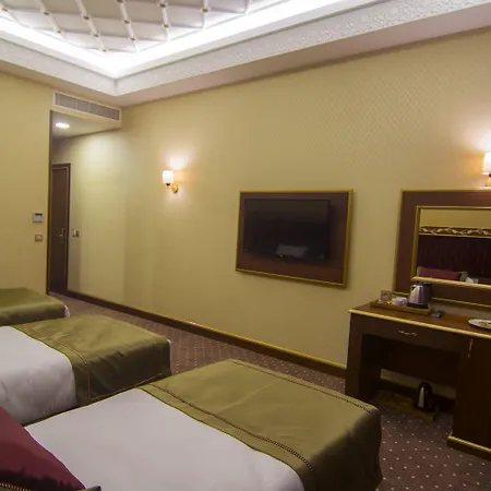 Mb Deluxe Hotell