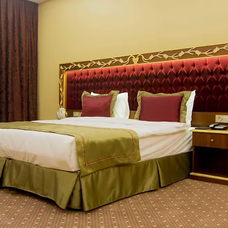 Hotel Mb Deluxe